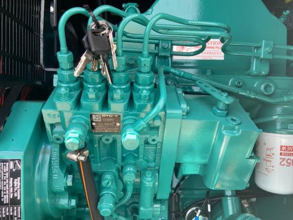 Дизельний генератор Cummins 88 кВА для промислових застосувань та аварійного живлення